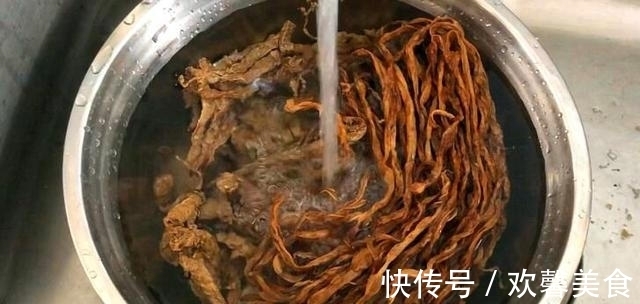 夏天|夏天，不吃肉也要吃此菜，很多人活了30多年也没吃过1次，香！