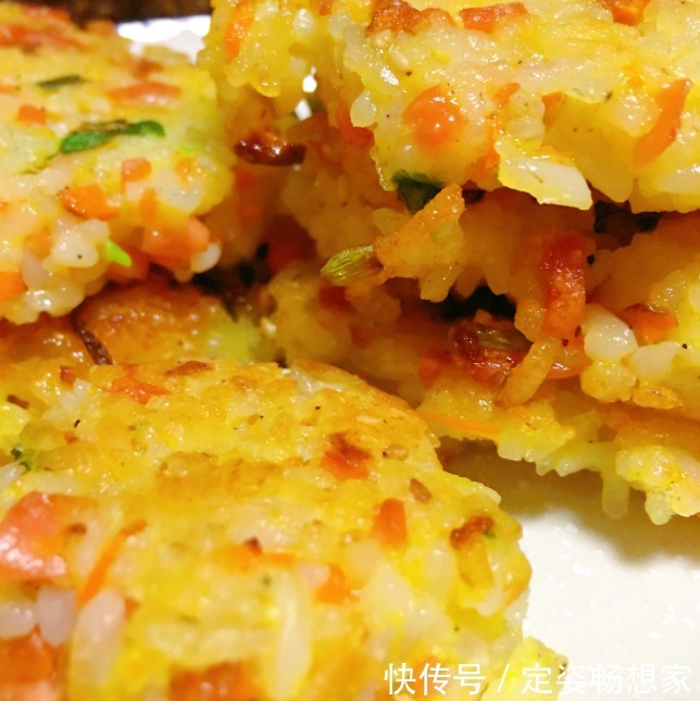 早餐|早餐别再做面食,1碗米饭2个蛋,好吃又营养,孩子1顿吃5个,真香