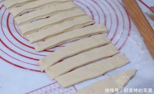 小吃店|炸油条根本没难度，我每次都成功，都是这个配方好，我现在告诉你