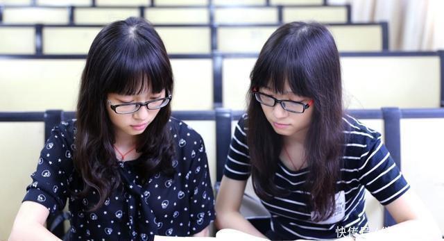 检查|孕妈生下双胞胎后,突然大喊“等一下”,医生检查后发现意外之喜