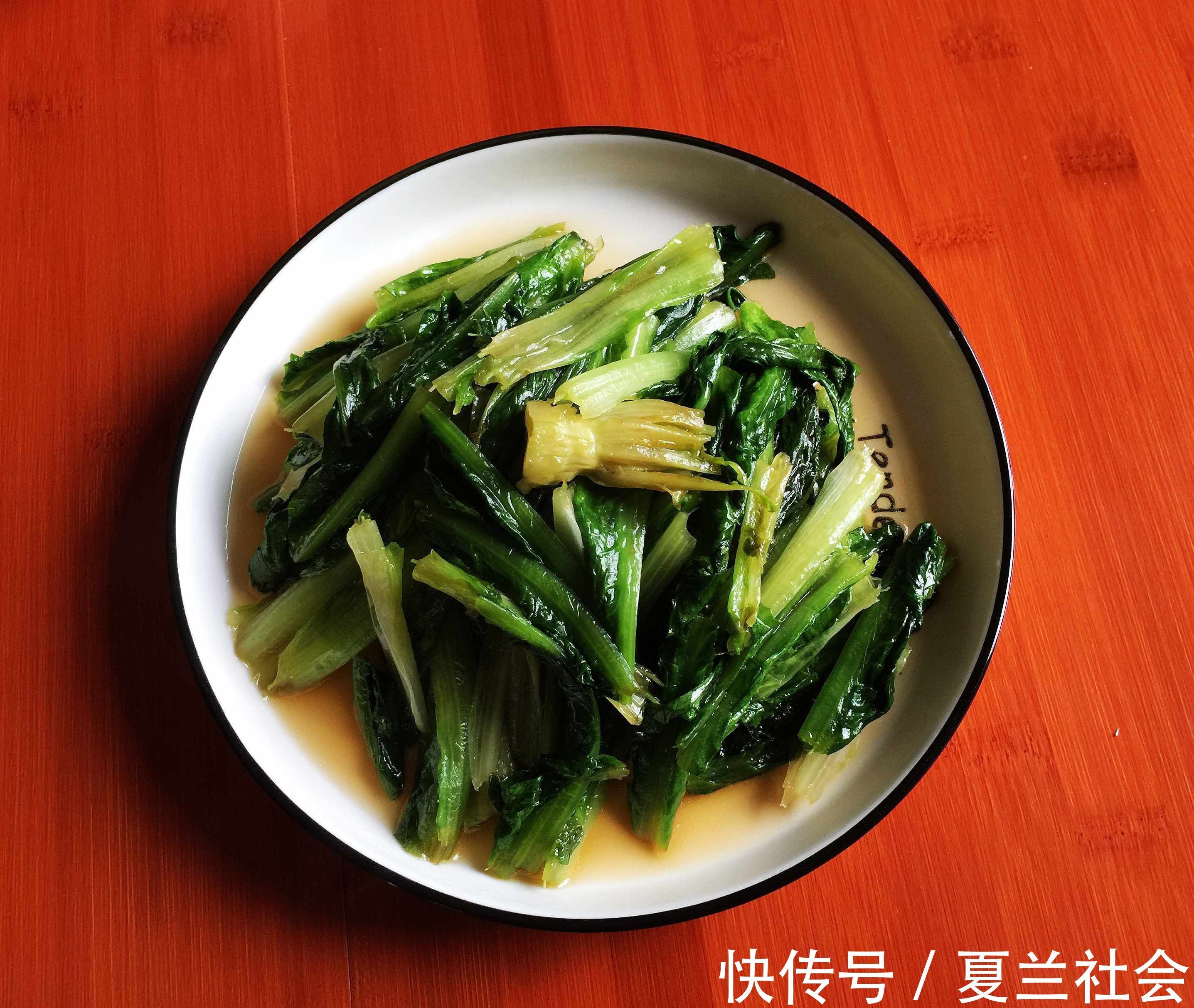 好吃|一家三口的午餐,半小时搞定4道菜,好吃又营养,天天光盘不浪费