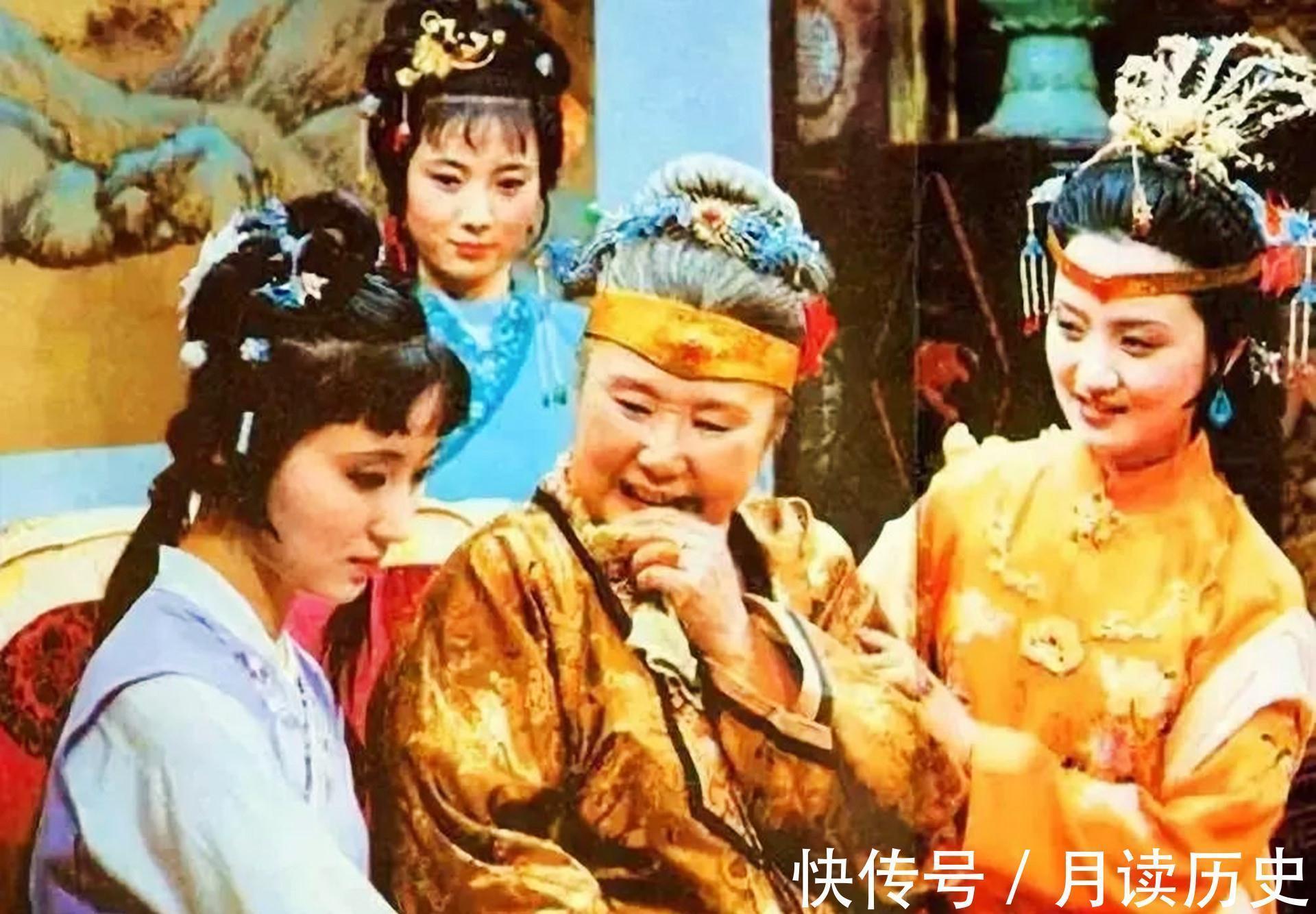 贾府!红楼梦:黛玉初来贾府就撒了一个谎,那是贾母给她上的人生第一课