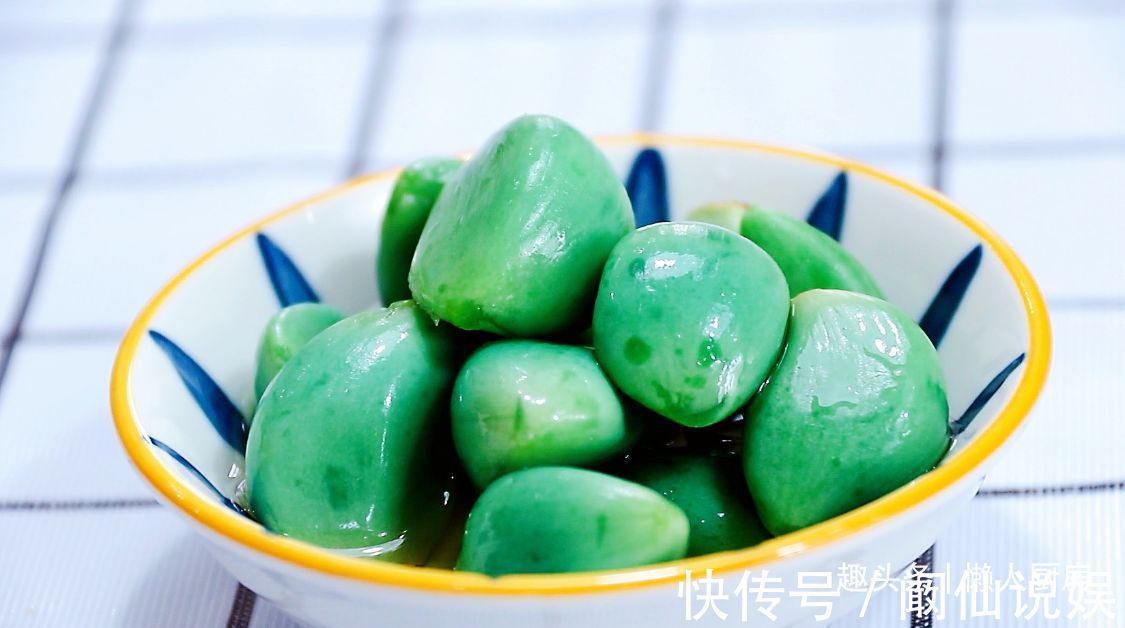 可口|腌腊八蒜，牢记3要3不要，大蒜个个碧绿，汤汁清澈，爽脆可口