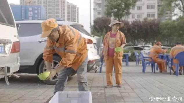 茹斌|在古城，被霸道老板强迫吃早餐，是什么体验？