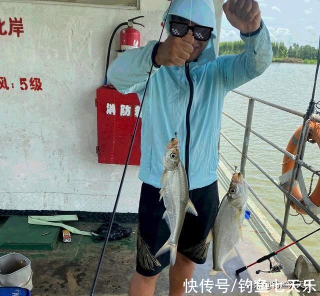 湛江|湛江钓友晒渔获被网暴:为啥不放生?资源枯竭,钓鱼人该怎么办