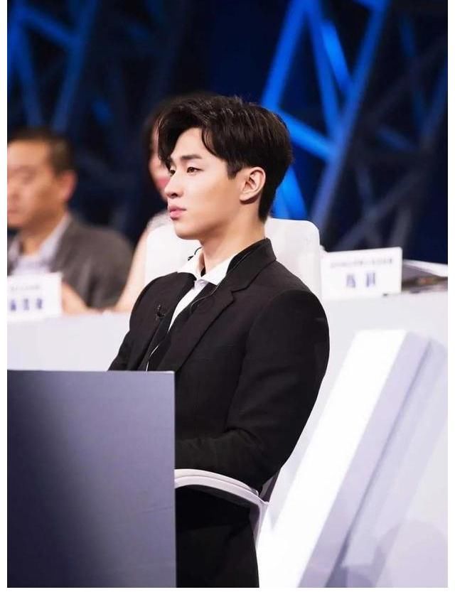 刘宪华|刘宪华做菜一看就是专业的，太厉害了