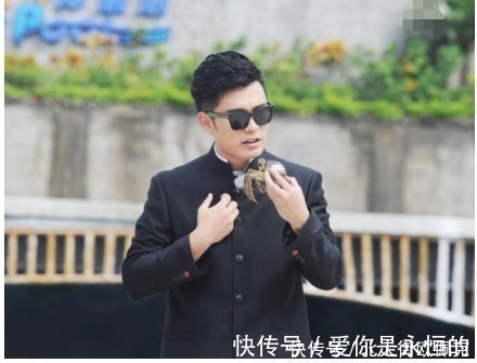 跑男里面最低調(diào)的一個(gè)人,和王思聰住在同一個(gè)小區(qū)里,存款比鄧超楊穎還多