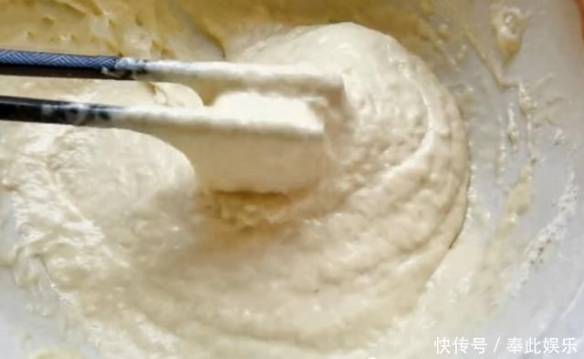 青椒丁|三伏天，我家早餐常这样吃，搅一搅烙一烙，30秒一张饼，特好吃