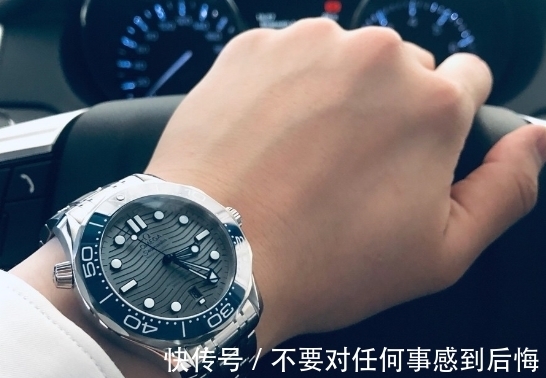 有气质|春夏季节如何有颜有气质？三枚潜水表戴起来，简单百搭又洋气