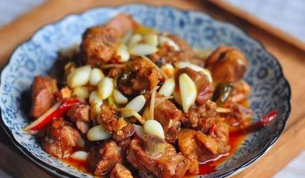 好吃的排骨不吐骨头，「15种排骨做法送给你」周末试一下吧