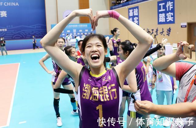 张常宁|央视重磅发声：呼唤郎平！七仙女周期结束，中国女排处于低谷期吗