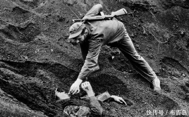 讯号|打扫战场时,日军给受伤士兵点烟,原来这是死亡的讯号!