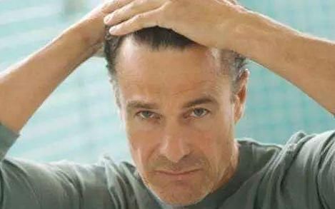 加速|加速男性衰老的三大行为,熬夜排最后,排在第一位的许多人都犯