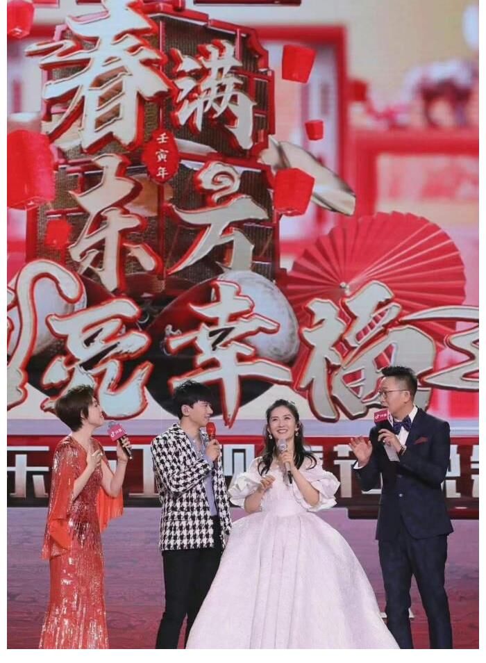 张杰今年参加7台春晚，谢娜离开湖南卫视后，张杰发展依旧很强势