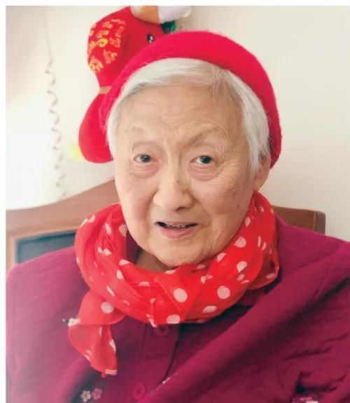 逝世|著名表演艺术家、作家黄宗英逝世,享年95岁,一生经历4次婚姻