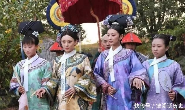 清宫剧中,皇妃们手上都戴着长长的手指套,这东西有什么讲究?