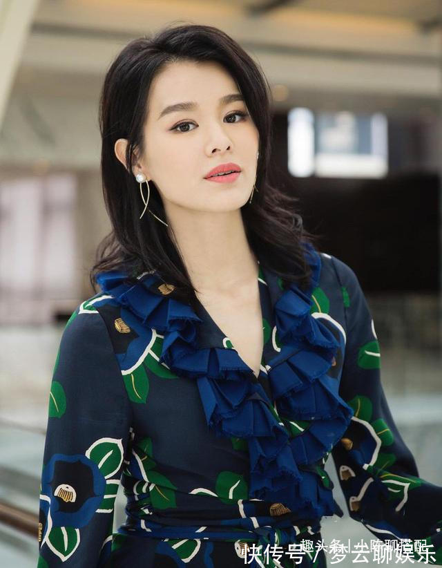 中年 中年女人不想因发型“显老”,这5款发型尽量避开,美的更自信