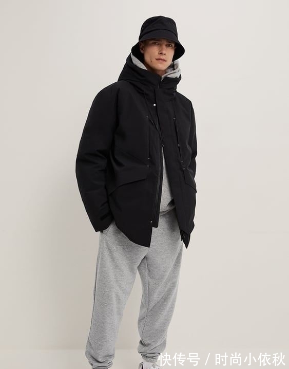 造型|运动裤这样穿回头率很高,搭配羽绒服“王者”般存在,保暖又潮流