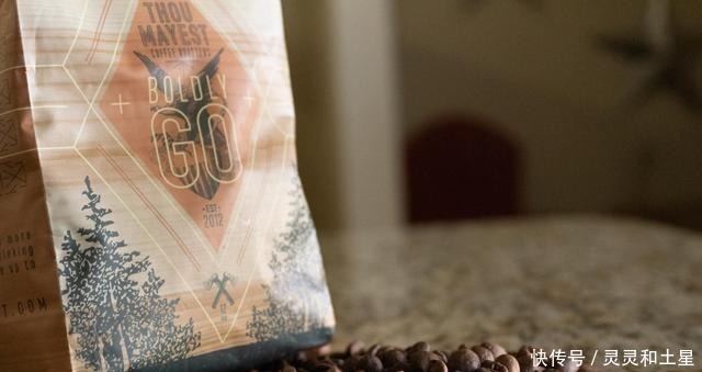 喝咖啡|如果你想喝咖啡,你必须在杯子里加点甜味