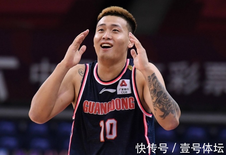 季后赛|广东男篮再失一大将!杜锋黑白矮组合解散,新下家已基本确定