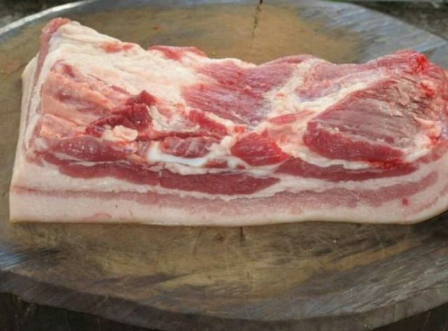 保存肉别直接冷冻，难怪口感差！教你一招，放半年也新鲜，特软嫩