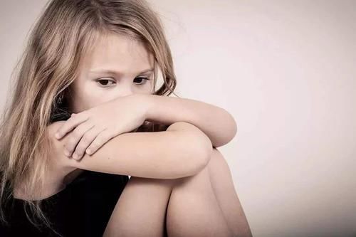 在几方面越是不好管的孩子，其实越是没有安全感，别错怪他了