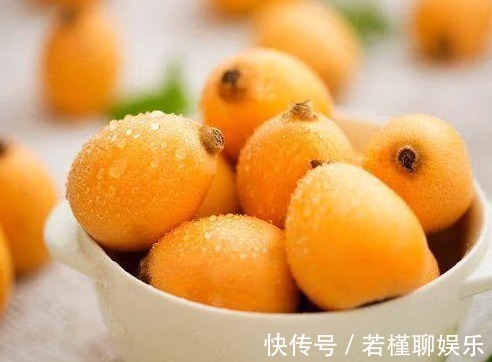 女人爱美,坚持吃三种食物,降压减脂,排毒素,增强抵抗力