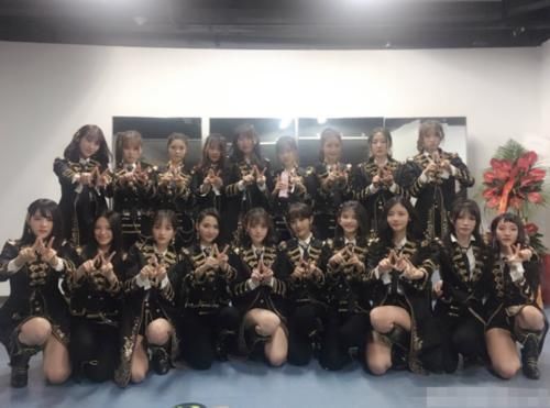 难怪都想参加选秀SNH48成员现状太唏嘘,鞠婧祎黄婷婷退团,她被雪藏