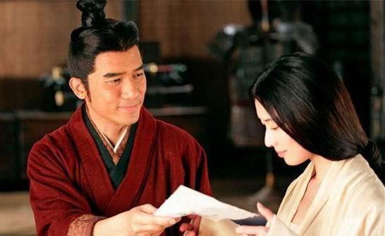 小乔和周瑜珠联璧合 二人生下的孩子 却成三国最令人怜悯的女人 快资讯