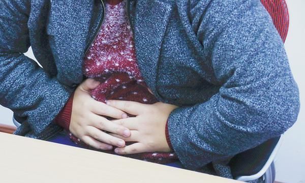 医生|上厕所时,若出现4个症状,或和肝癌有关,医生需留心观察