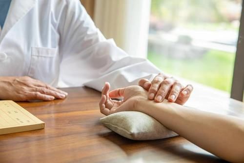  盘点|“耳鸣者，聋之渐也！”盘点治疗耳鸣的五大类中成药