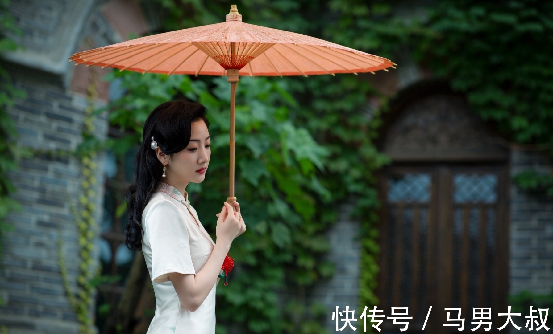 湖色|原创对联·十四副丨千里乡心蝴蝶梦,一船湖色鹧鸪