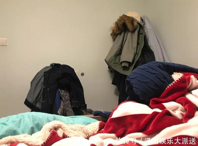 脱下的衣服别再堆椅子上了?看看别人家的收纳,干净整洁拿取方便