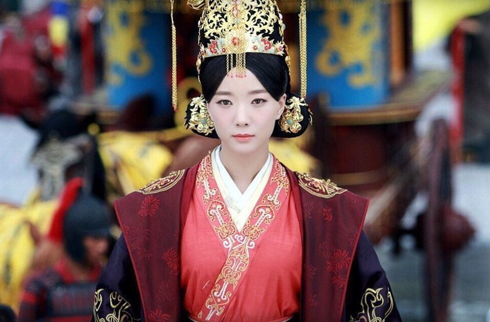 严打|为何古代对“巫蛊之术”的反应那么敏感,一见到就要严打