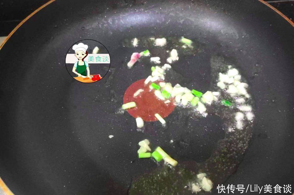 减肥|冷天,家人最爱吃这素菜,鲜香软嫩,不放肉也很香,炒一盘不够吃