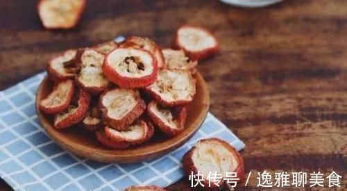 枸杞|山楂配此物这样喝,等于运动半个小时,连喝一周,瘦成小蛮腰