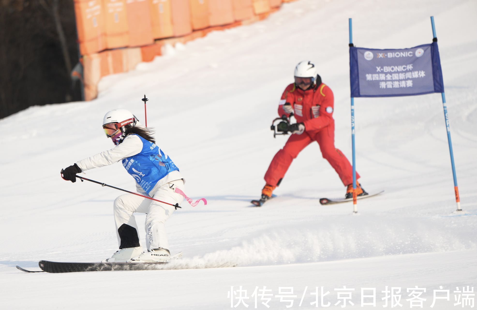 媒体记者|这次，上滑雪赛场的是媒体记者