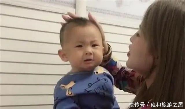 雨天|外甥雨天玩水不回家，小姨淡定跳水比谁水花大