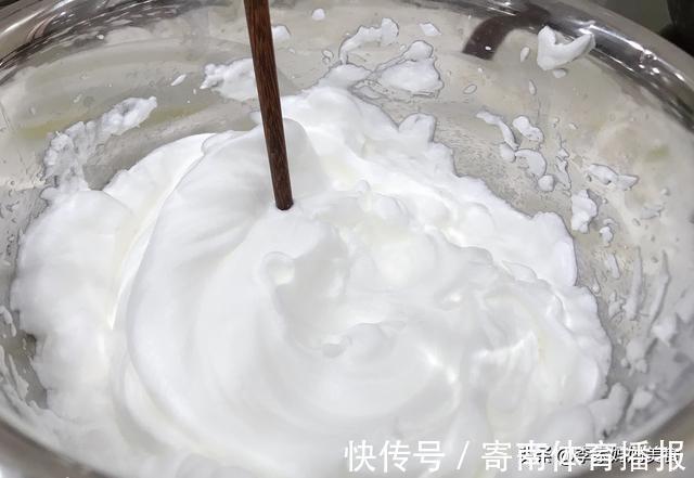 电饭煲|电饭煲蛋糕怎么做松软蓬松?牢记3个小技巧,蛋糕松软不回缩
