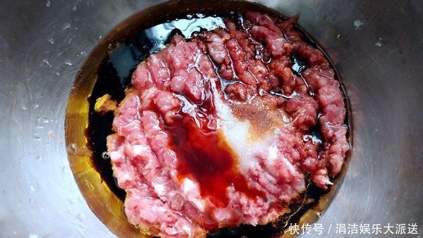 饺子馅|夏天这菜正当季,5块钱一斤,孩子常吃长个子身体好,包饺子特香