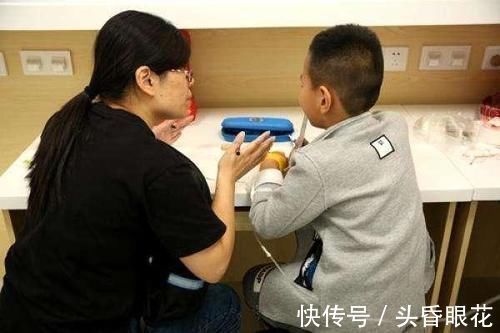 东东|“爸爸,我好累好想睡一会儿”,孩子累得趴下再也没醒来,心疼