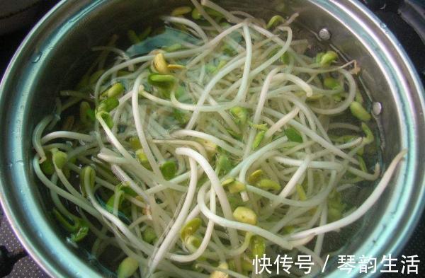 水蛇腰|肥胖最怕这菜,每晚就吃它,口臭宿便都不再,水桶腰慢慢变水蛇腰