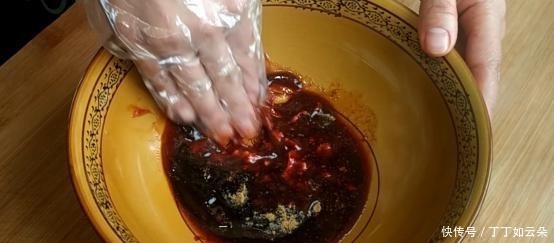 梅菜扣肉这样做太好吃了,就连大厨都点赞,亲戚朋友抢着吃