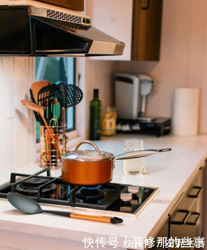 翻门|入住才知道,厨房这些设计都是“坑”,替换掉后才知道有多香