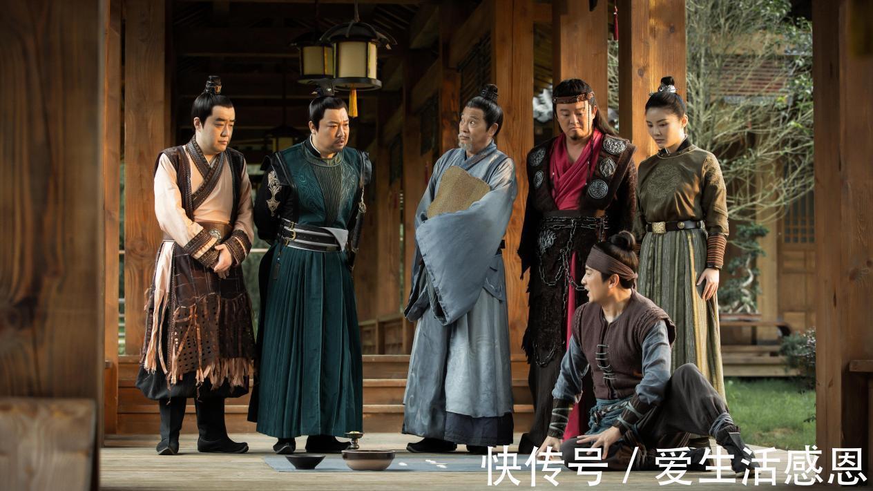 |轻松离奇的搞笑伏妖故事，电影《长安伏妖》上线了哦！