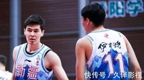 球迷|实锤?阿不都沙拉木批评后他先失常,但赛后举动让球迷放心了