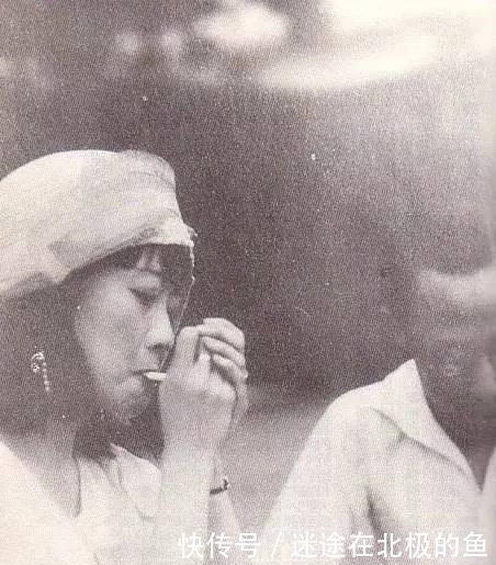 皇后|末代皇后婉容竟然与侍卫有个私生子，后被溥仪活活烧死