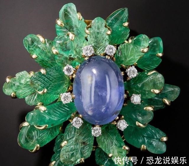 一枚重达16克拉的古董级星光蓝宝石胸针,为何如此让人着迷