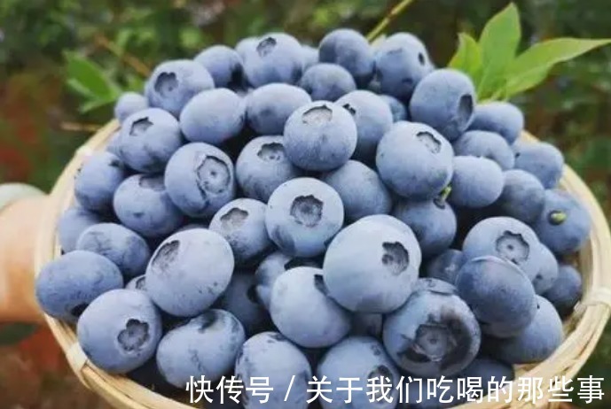 黑木耳|如果条件允许,女人多吃5样食物,富含花青素,抗衰老越吃越年轻