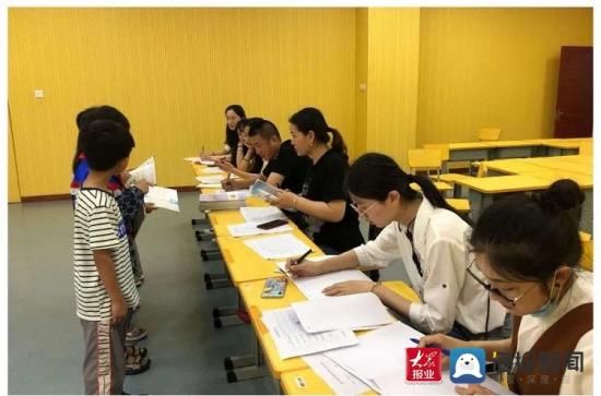 深度|抓深度学习研究 促教育质量提升——临沂凤凰实验学校小学部举行音体美素质教育抽测